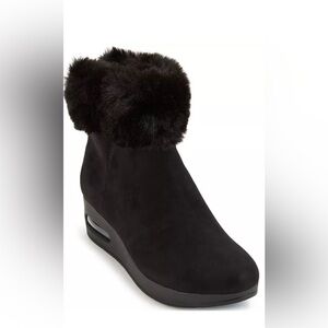 DKNY Abri Wedge Ankle Bootie Size 11